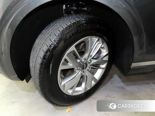 Genesis GV70 id 3865990 из Кореи 11