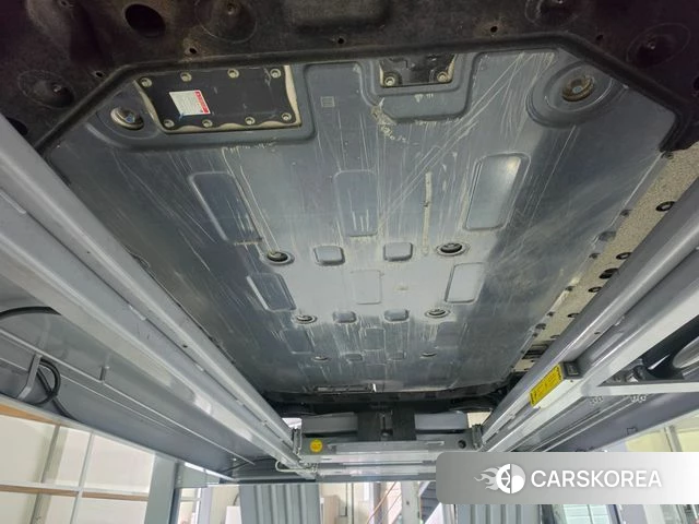 Hyundai Ionic 5 id 4680108 из Кореи 11