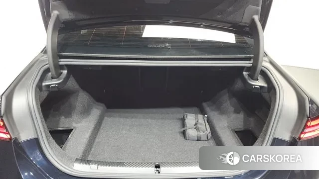 BMW 5 Series (G60) id 3751119 из Кореи 11