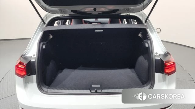 Volkswagen Golf 8th Generation id 3909824 из Кореи 11