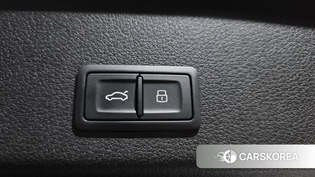 Audi e-Tron id 3660127 из Кореи 11