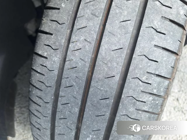 Hyundai Staria id 4948447 из Кореи 10