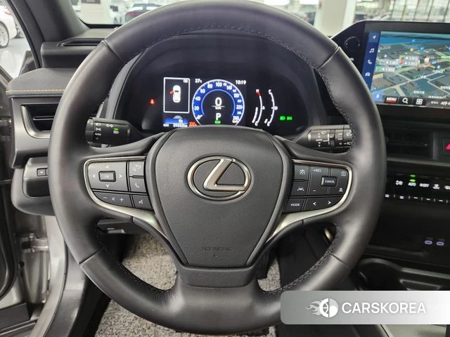 Lexus UX300h id 4617758 из Кореи 11