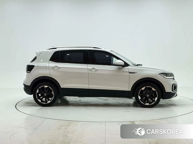 Volkswagen Exploring the shadow id 4257231 из Китая 11
