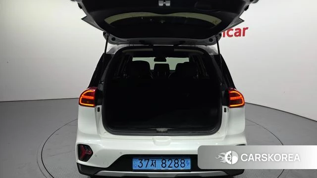 Kia Niro Plus id 3910316 из Кореи 11