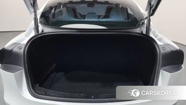 Tesla Model 3 id 3700919 из Кореи 11