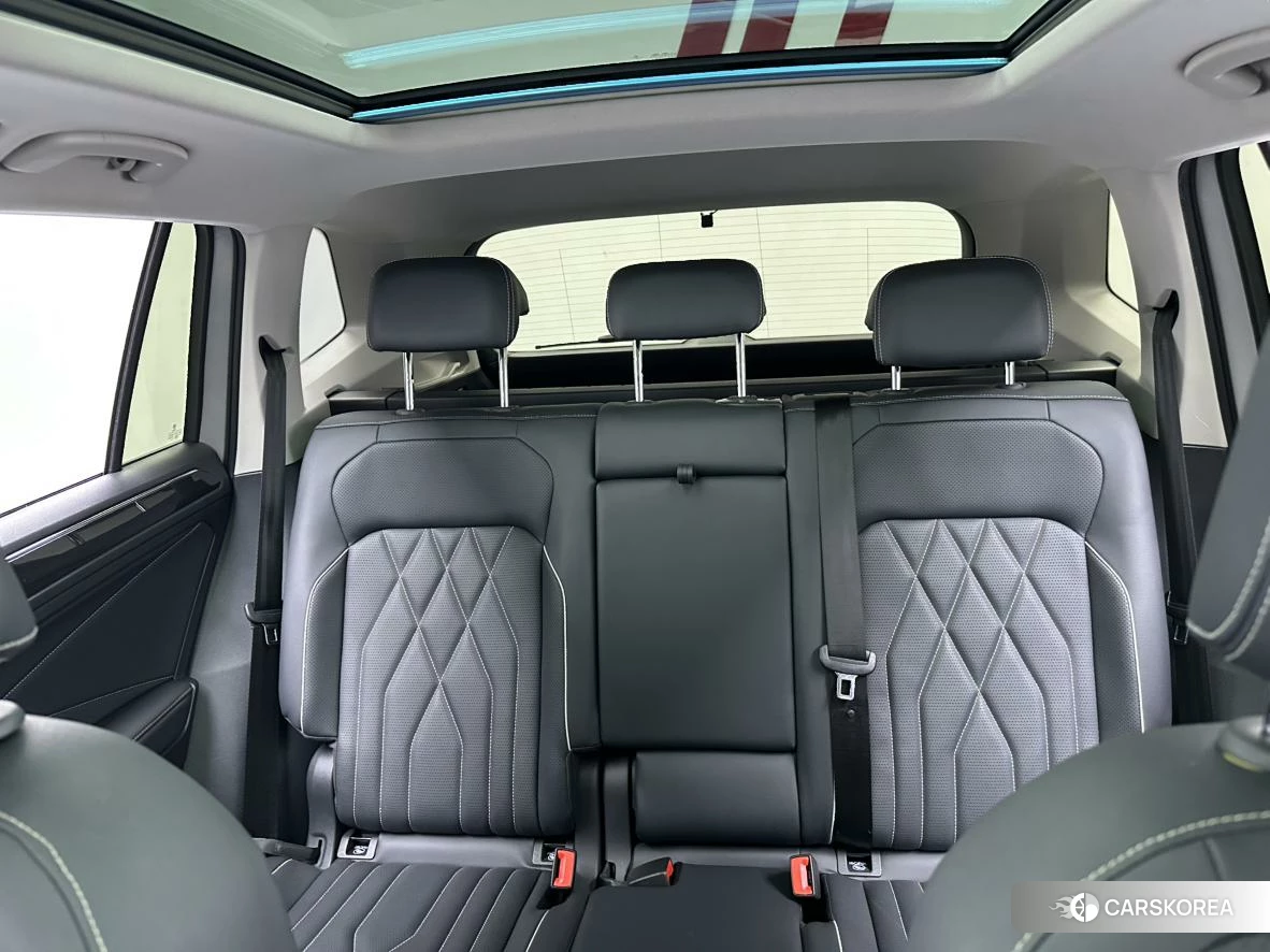 Volkswagen Tiguan L id 4479606 из Китая 11