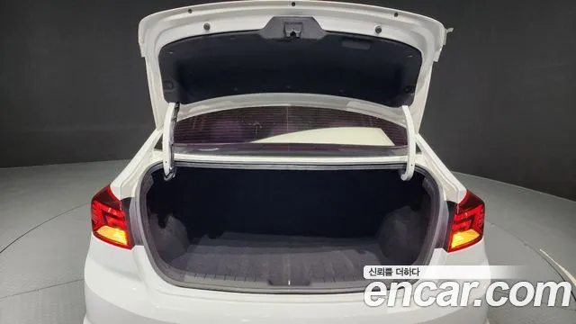 Hyundai The New Avante AD id 2855434 из Кореи 11