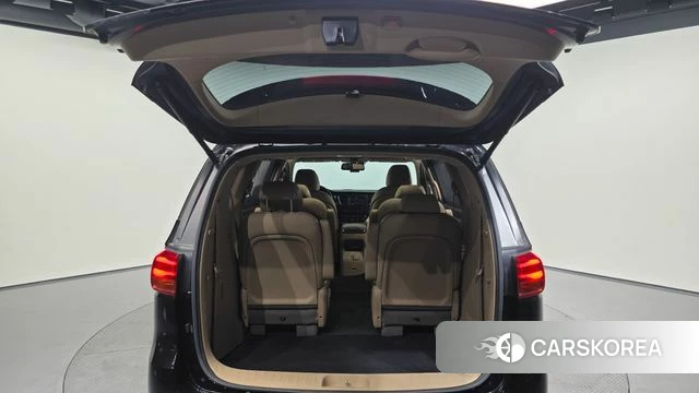 Kia The New Carnival id 4647718 из Кореи 11