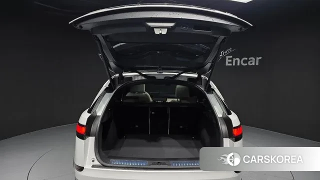 Land Rover Range Rover Velar id 3789786 из Кореи 11