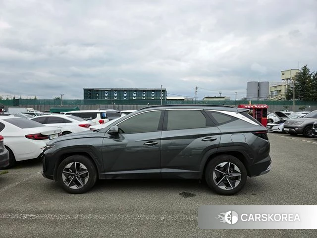 Hyundai The New Tucson (NX4) id 4505557 из Кореи 11