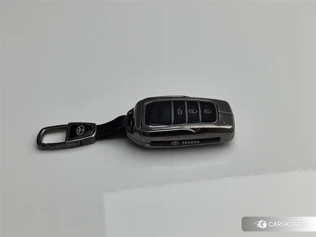 Toyota Corolla id 4545787 из Китая 11