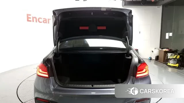 BMW 5 Series (G30) id 3362911 из Кореи 11