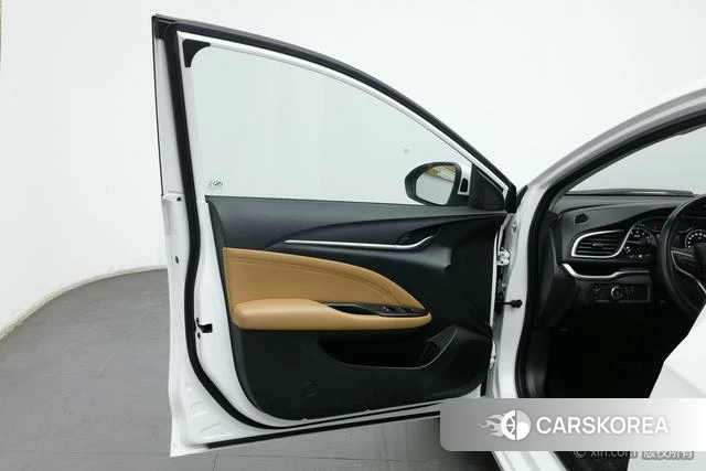Buick Yuelang id 4254309 из Китая 11