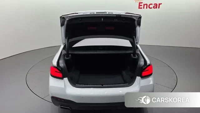 BMW 5 Series (G30) id 3012360 из Кореи 11