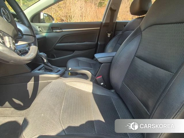 Hyundai The New Avante AD id 3814129 из Кореи 11