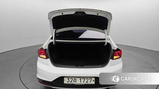 Hyundai The New Avante AD id 3879688 из Кореи 11