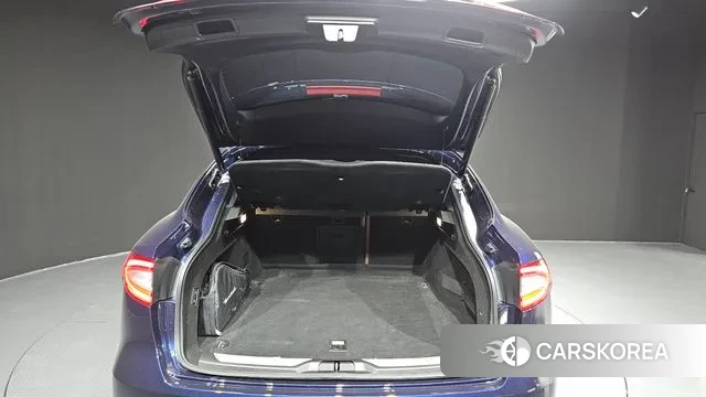 Maserati Levante id 3556960 из Кореи 11