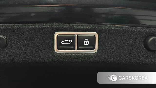 Hyundai Grandeur (GN7) id 3811731 из Кореи 11