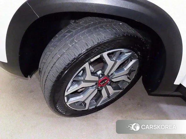 Kia Seltos id 2973438 из Кореи 11