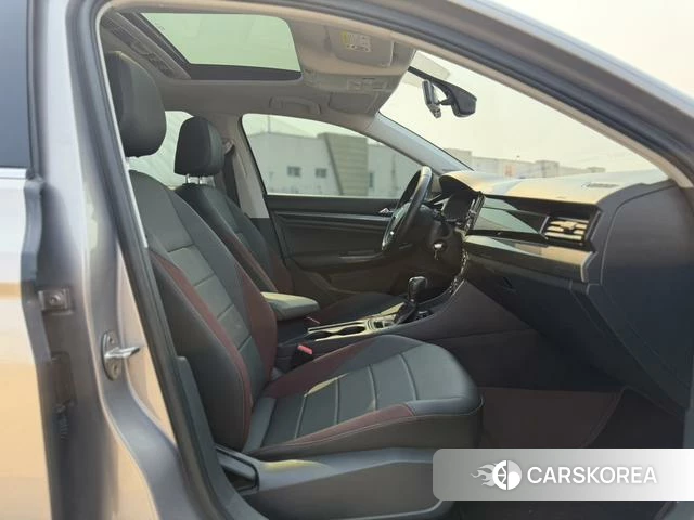 Volkswagen Bora id 3863623 из Китая 11