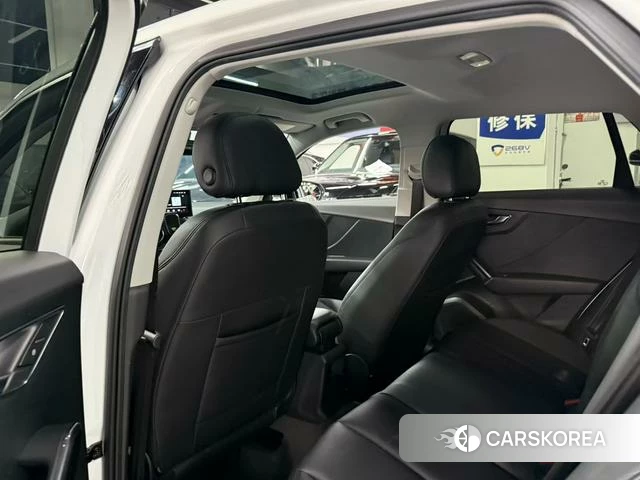Audi Q2L id 4208809 из Китая 11