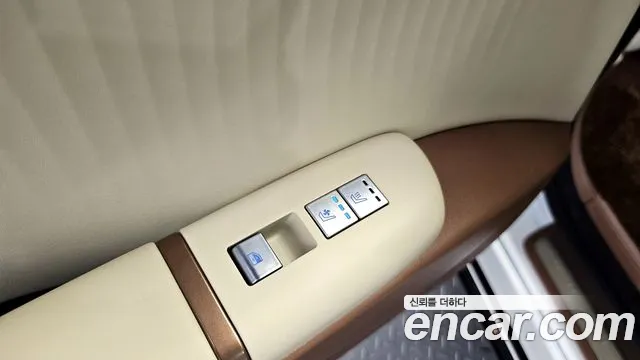 Hyundai Grandeur (GN7) id 2612118 из Кореи 11