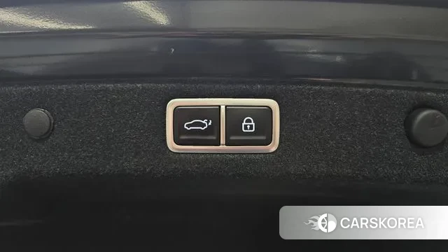 Hyundai Grandeur Hybrid (GN7) id 2974609 из Кореи 11