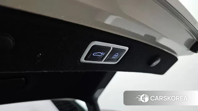 Hyundai Grandeur (GN7) id 3770184 из Кореи 11