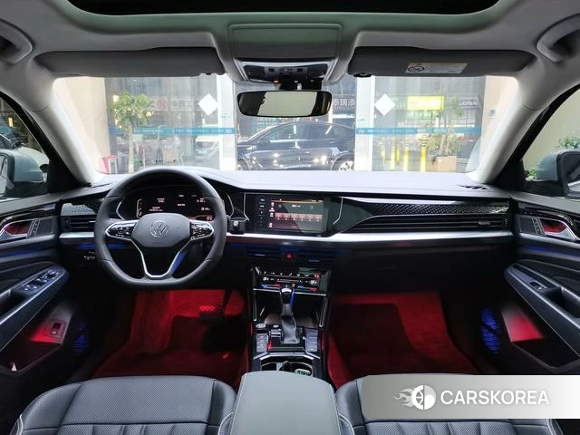 Volkswagen Passat id 4209702 из Китая 11