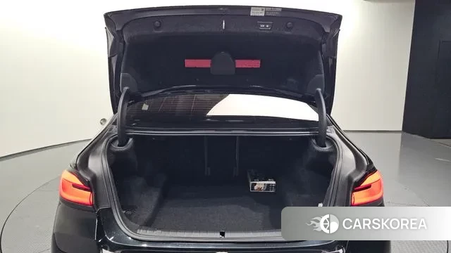 BMW 5 Series (G30) id 3759608 из Кореи 11