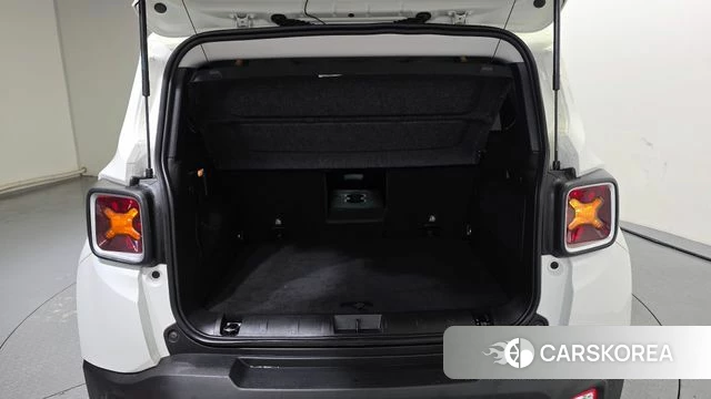 Jeep Renegade id 3911917 из Кореи 11