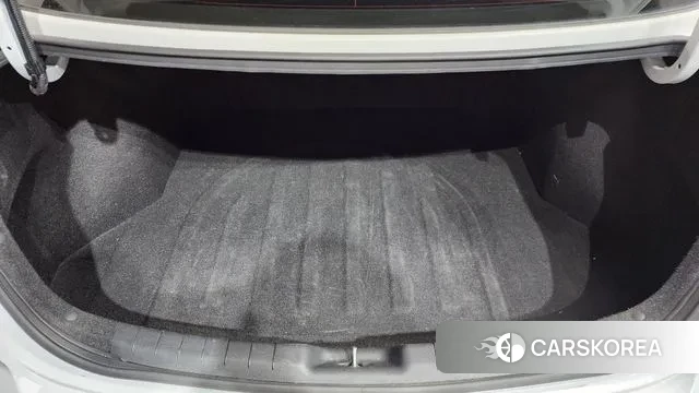 Hyundai The New Avante AD id 3728443 из Кореи 11