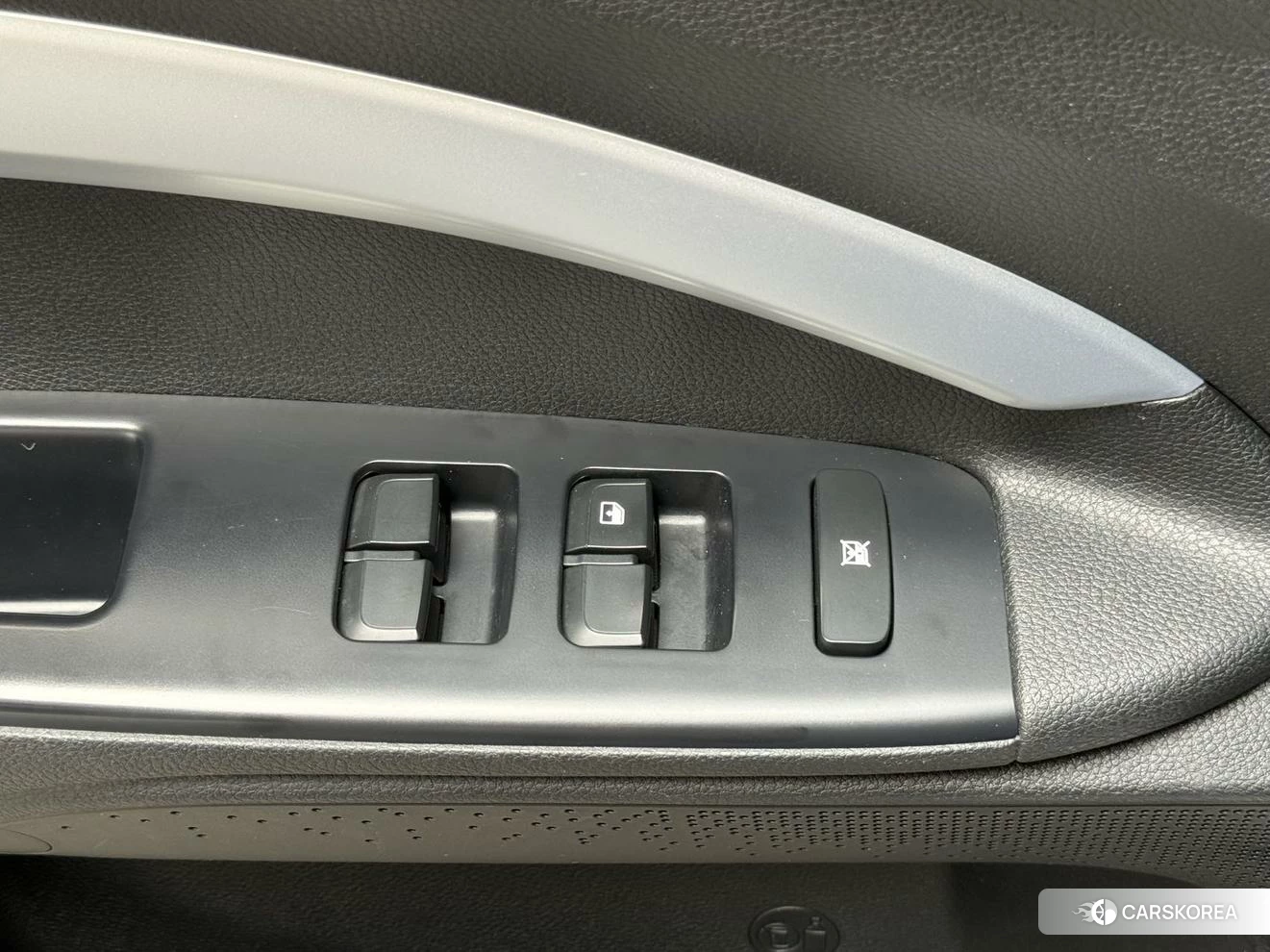 Kia KX1 id 4467456 из Китая 11