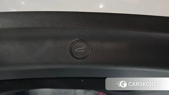 Tesla Model Y id 3644838 из Кореи 11