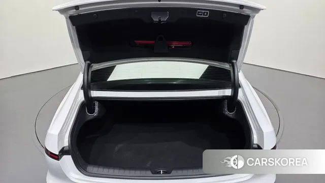 Hyundai Grandeur (GN7) id 3467673 из Кореи 11