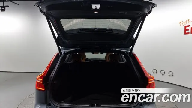 Volvo V60 Cross-Country 2nd Generation id 2707250 из Кореи 11