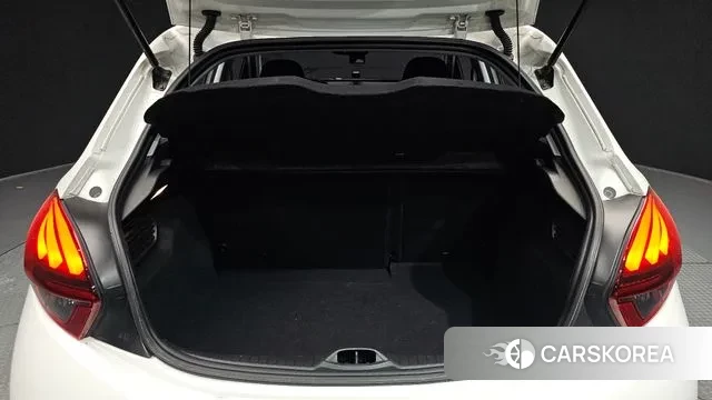 Peugeot 208 id 3627270 из Кореи 11