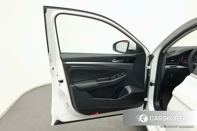 Volkswagen Bora id 4210276 из Китая 11