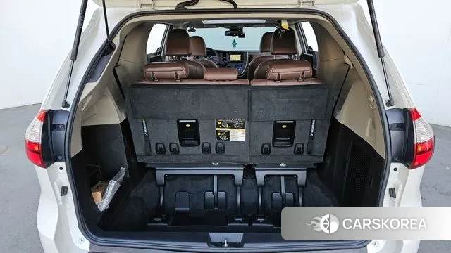 Toyota Sienna id 3374651 из Кореи 11