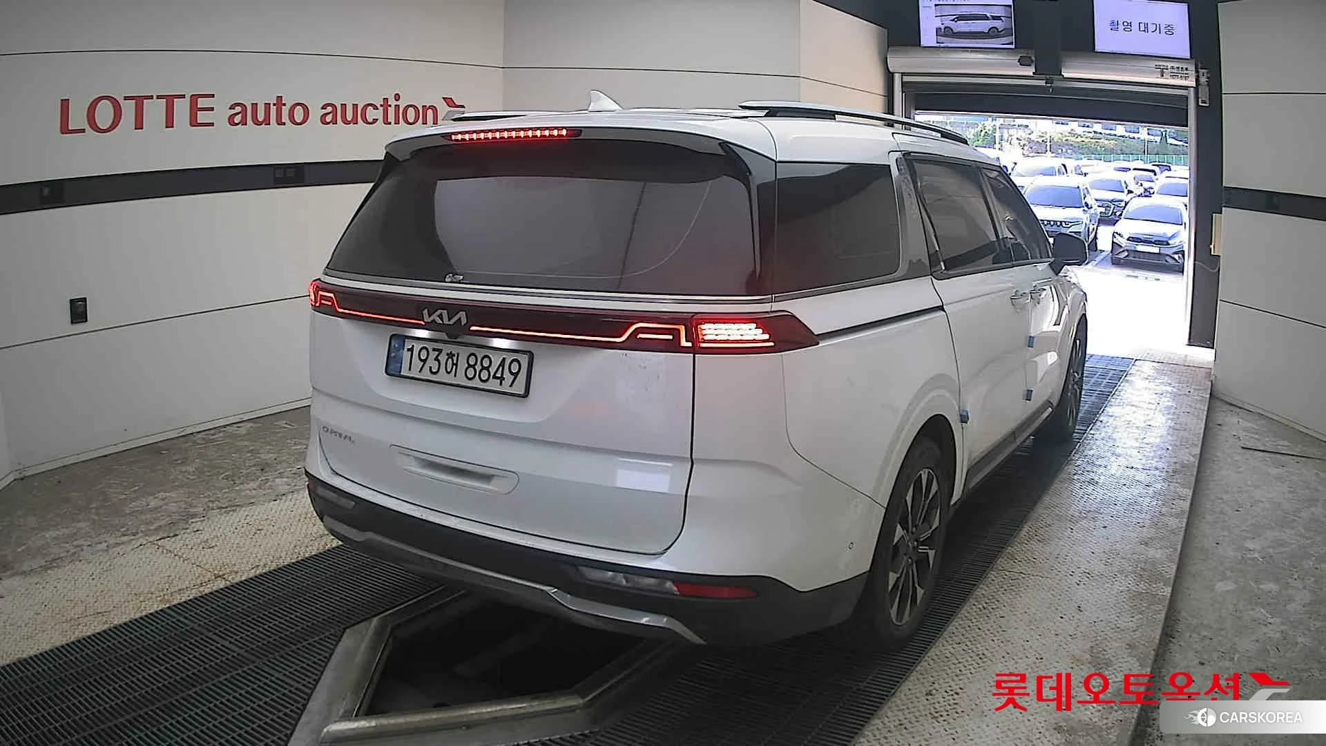 Kia Carnival id 4902338 из Кореи 11