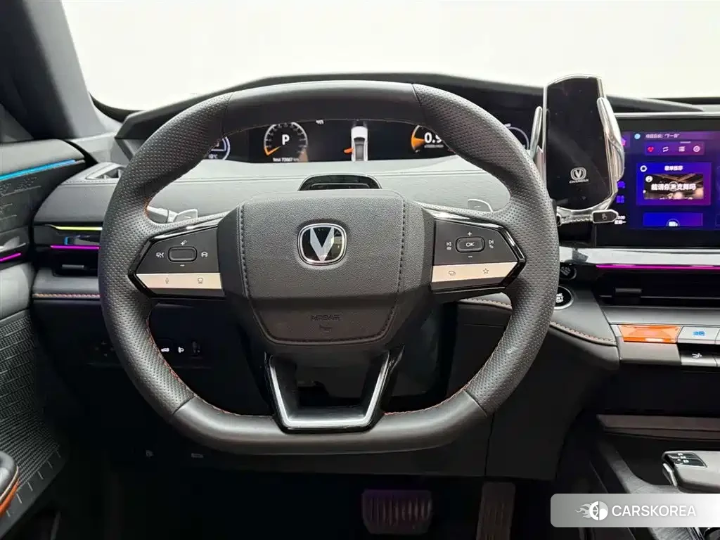 Chang'an Changan UNI-V id 4589122 из Китая 11