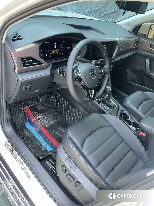 Volkswagen Tuyue id 4261764 из Китая 11