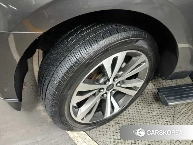 Ford Expeditation id 3343699 из Кореи 11