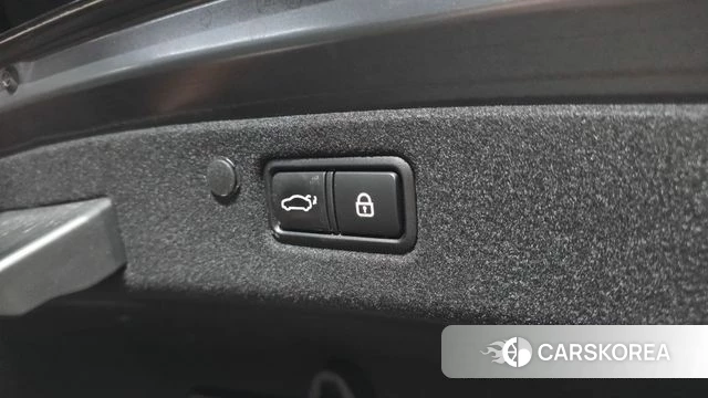 Hyundai The New Grandeur IG Hybrid id 4895010 из Кореи 11