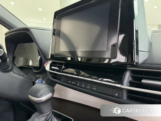 Toyota Saina id 4314770 из Китая 11