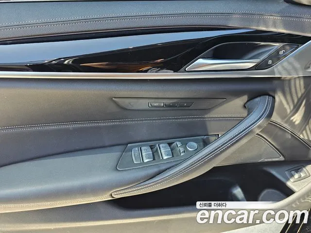 BMW 5 Series (G30) id 2812519 из Кореи 11