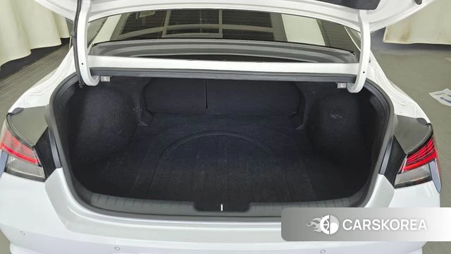 Hyundai Avante Hybrid (CN7) id 4542644 из Кореи 11