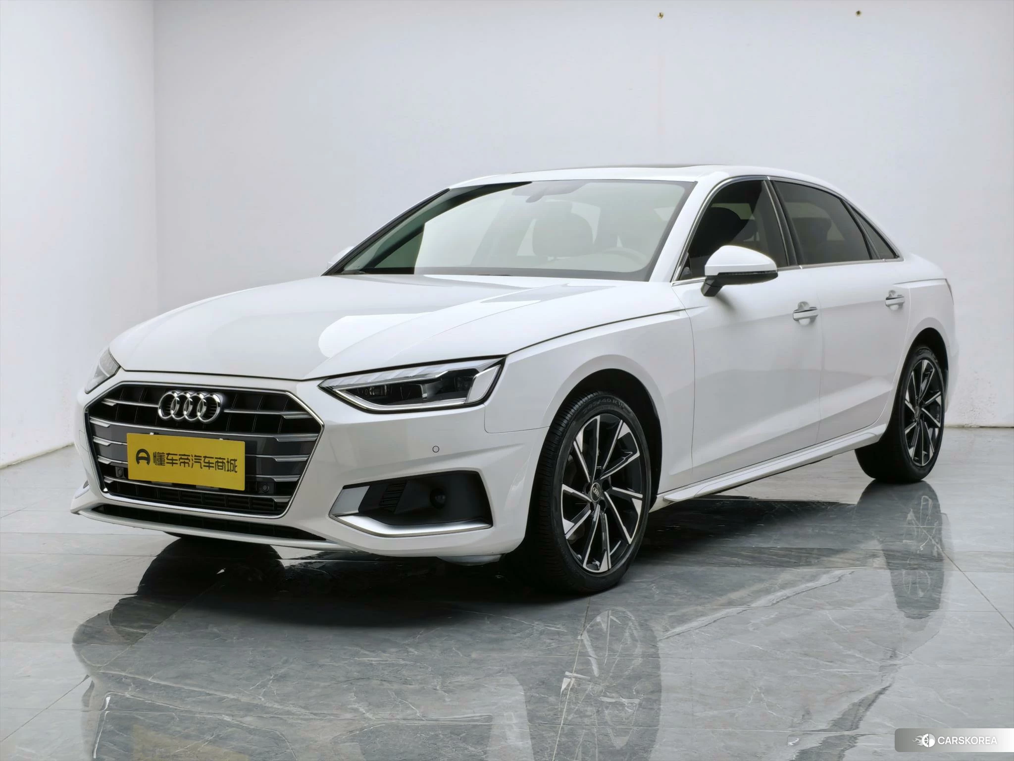 Audi A4L id 4493074 из Китая 11
