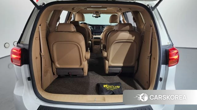 Kia The New Carnival id 4703582 из Кореи 11